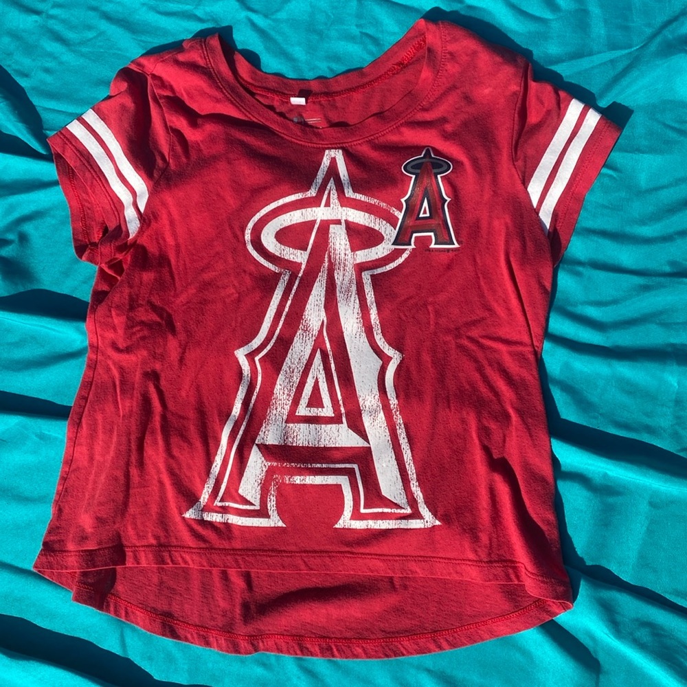 MLB Genuine Merchandise, Red Angel’s Baseball shirt, Size: youth 16